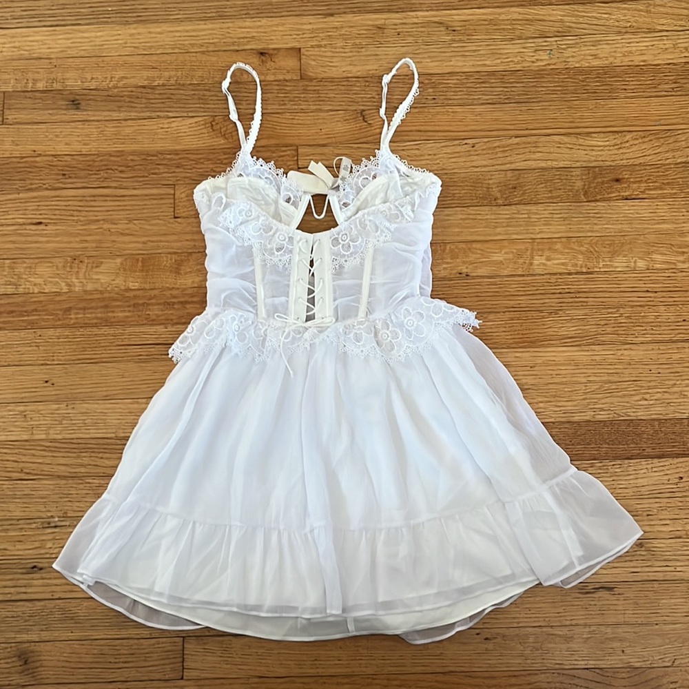 For  Love & Lemons Farmhouse Floral Slip Dress exclusive NWT - Picture 7 of 13